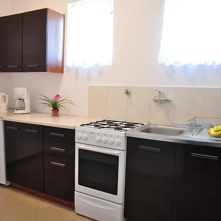 In Mit Grosser Terrasse By Interhome *