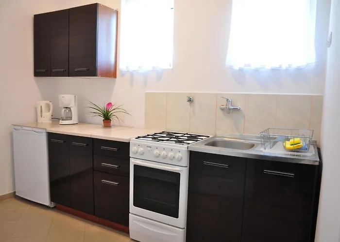 In Mit Grosser Terrasse By Interhome *